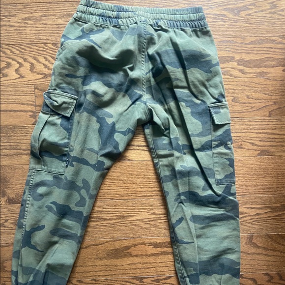 TNA camo joggers - Picture 2 of 3